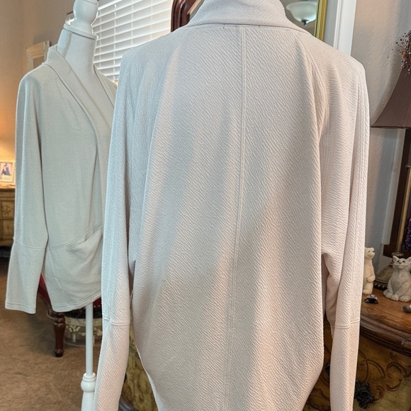 Prana Women's Cream Open Front Shrug - Picture 8 of 14